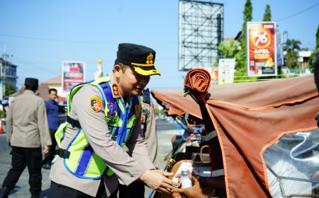 Rangkul Abang Becak, Polres Ponorogo Wujudkan Semangat 'Polisi Bersama Masyarakat' Tanpa Sekat